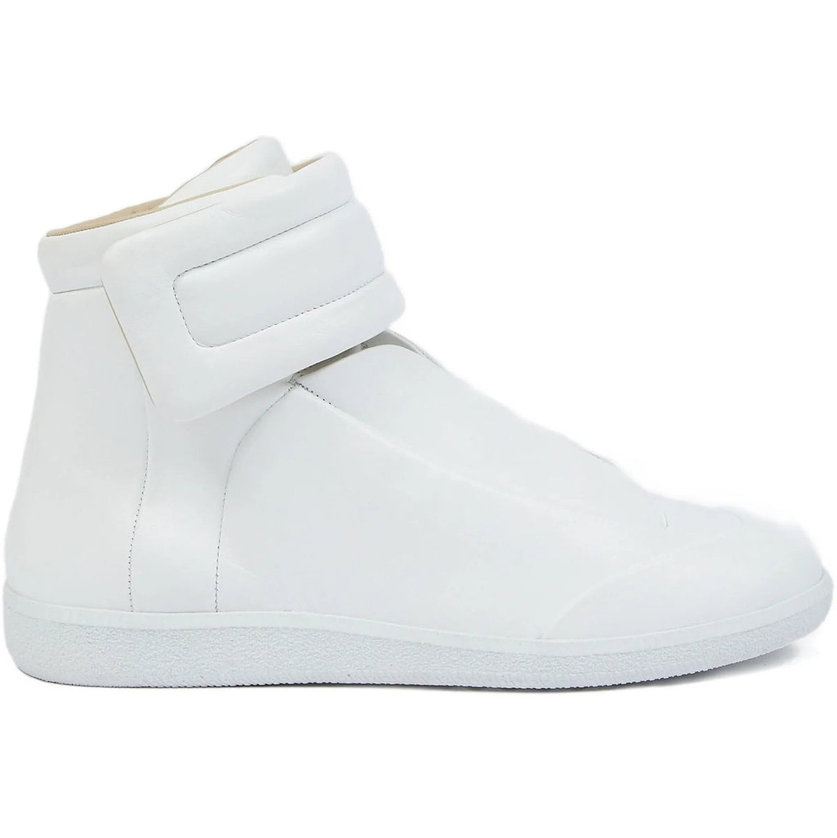 Lovy Futuristic sneaker