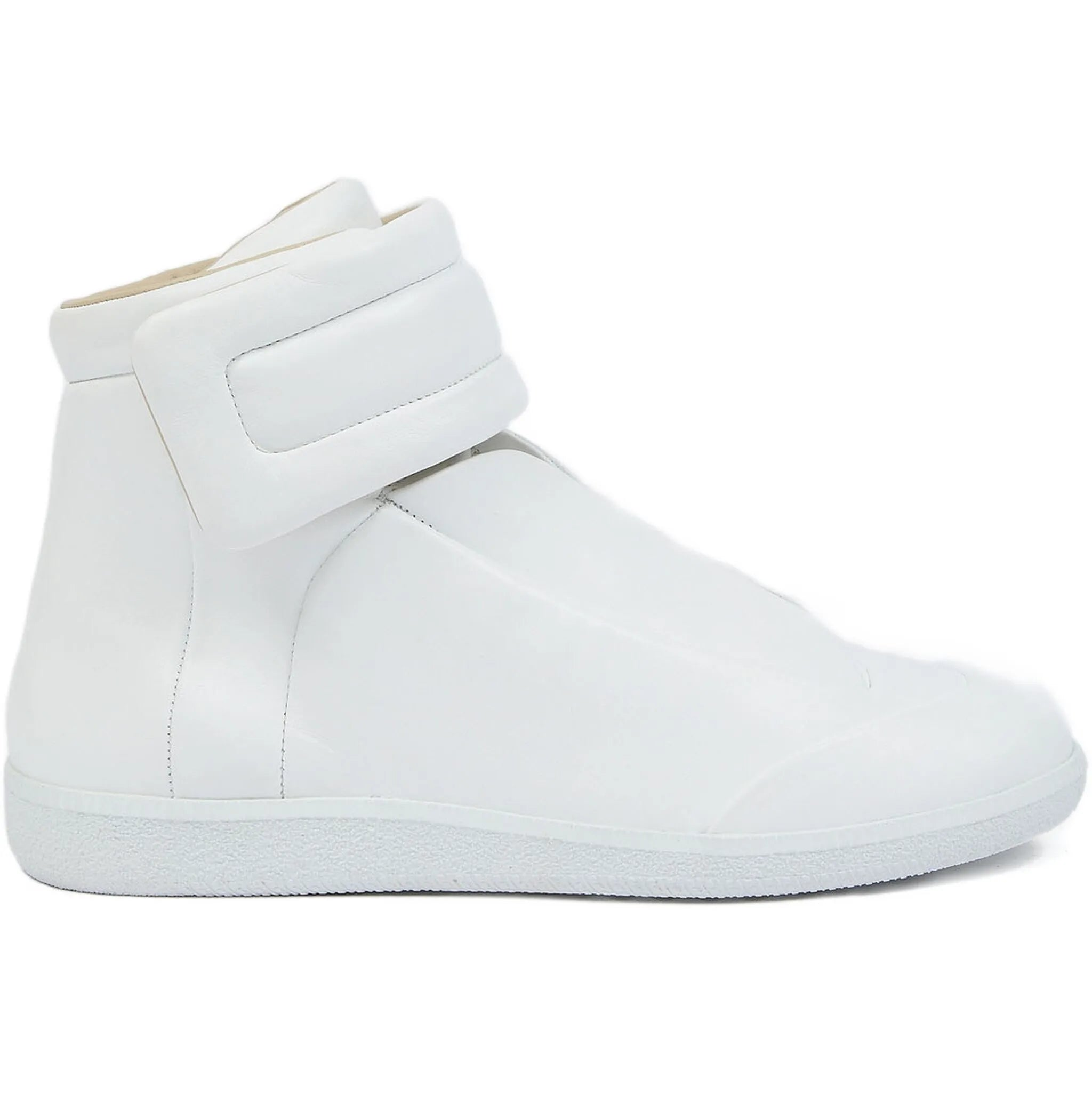 Lovy Futuristic sneaker