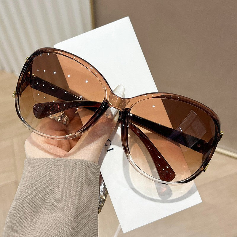 Chunky sunglasses