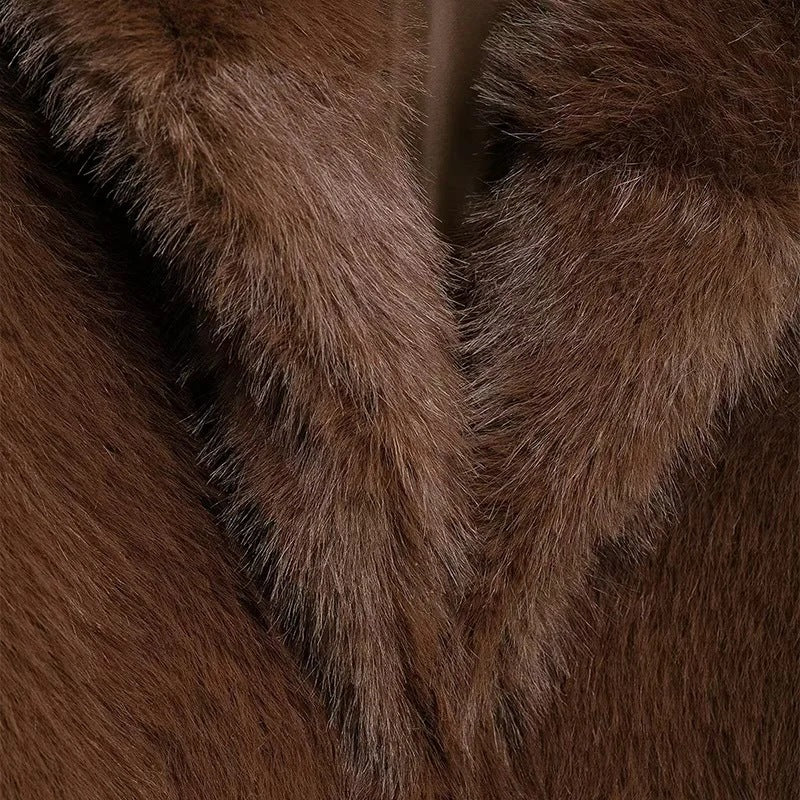 Lovy Brown Fur coat