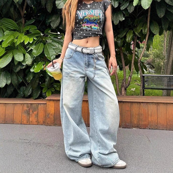 Embroidered pocket jeans