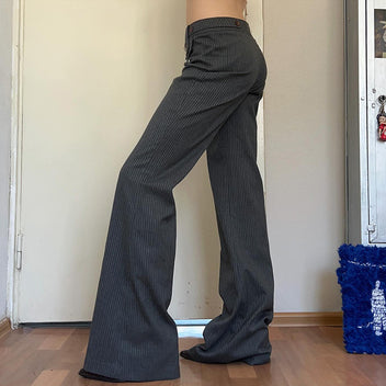 Low rise trousers