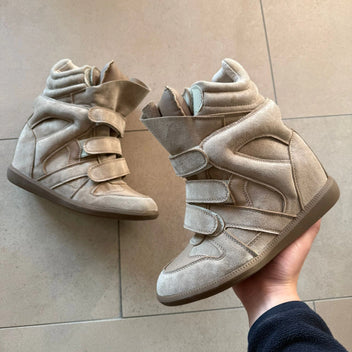 Beige wedge sneaker