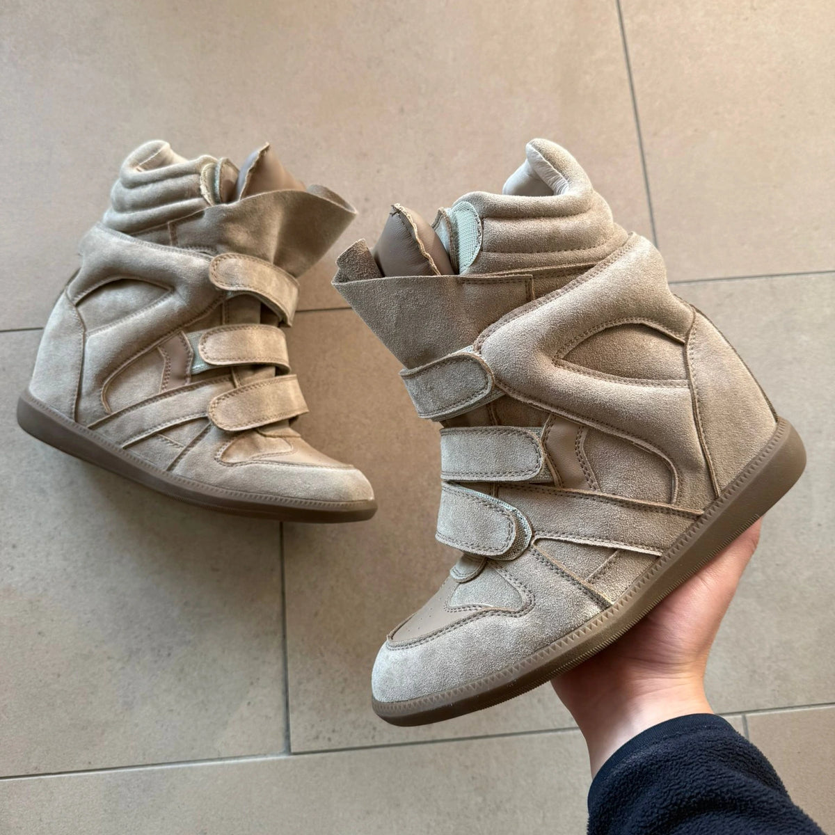 Beige wedge sneaker