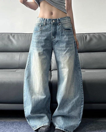 Washed barrel jeans